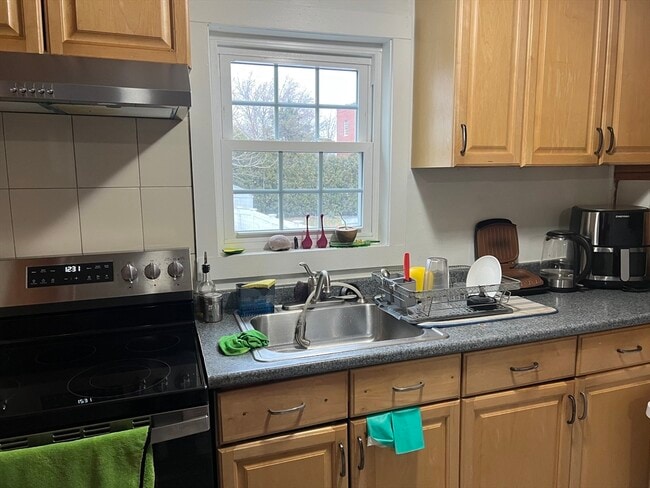 170 Beach St in Revere, MA - Building Photo - Building Photo