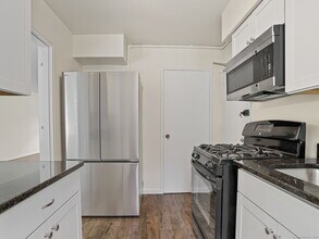 262 Glenbrook Rd in Stamford, CT - Building Photo - Building Photo