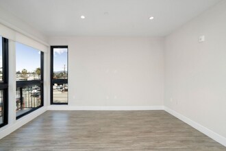 5550 Bonner Ave in Los Angeles, CA - Building Photo - Building Photo