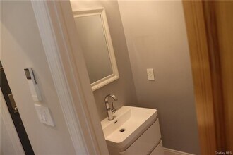 745 E 136th St in Bronx, NY - Building Photo - Building Photo