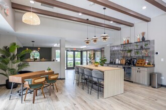 Stonebridge of Arlington Heights in Arlington Heights, IL - Foto de edificio - Interior Photo