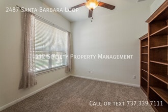 2487 Santa Barbara Loop in Round Rock, TX - Foto de edificio - Building Photo