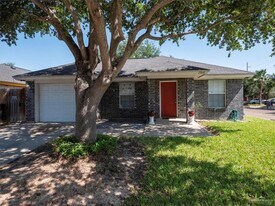13 Kilgore Ave in McAllen, TX - Building Photo