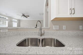 514 Turning Leaf Way in Lake Wylie, SC - Building Photo - Building Photo