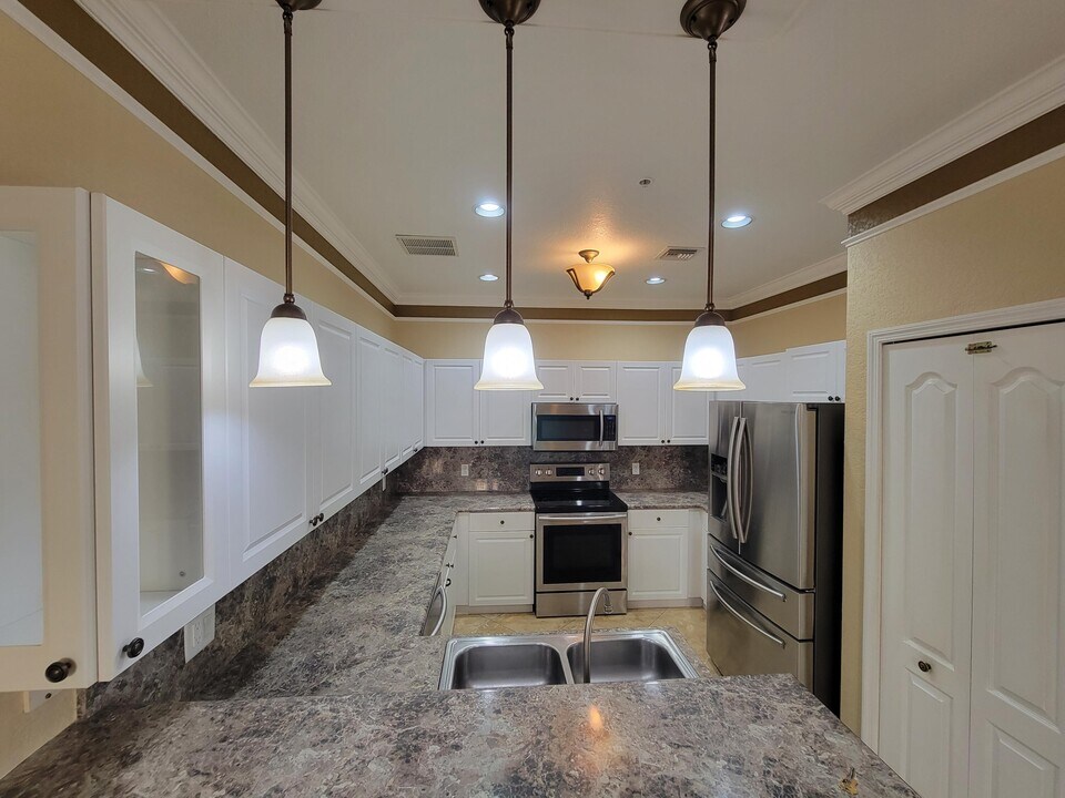 1130 Shoma Dr in West Palm Beach, FL - Building Photo