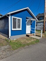 2412 Everett Ave in Everett, WA - Building Photo