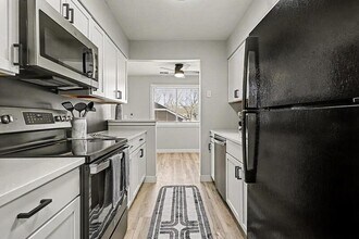 11724 Arbor St in Omaha, NE - Building Photo - Building Photo