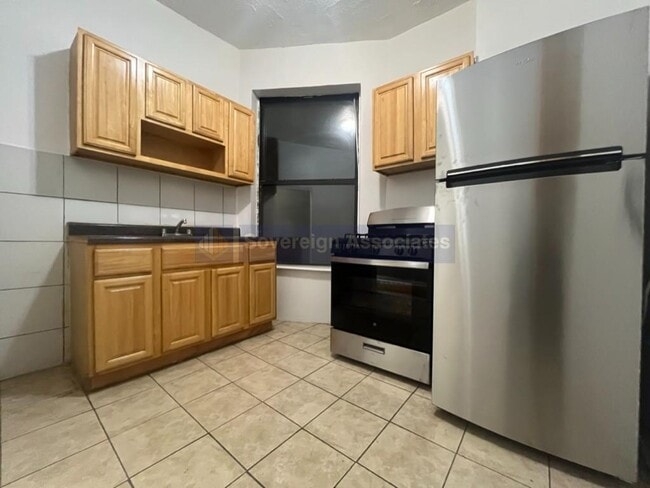 301 W 141st St