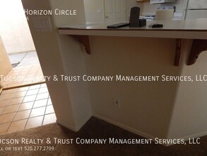 63 E Horizon Cir in Tucson, AZ - Building Photo - Building Photo