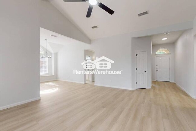 2301 Dampton Dr in Plano, TX - Foto de edificio - Building Photo