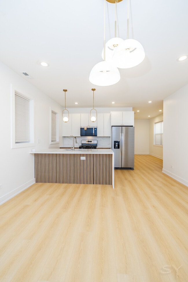 6036 S Rhodes Ave in Chicago, IL - Building Photo - Building Photo