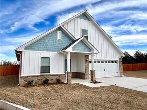 12436 Aldrin Wy in Edmond, OK - Building Photo - Building Photo