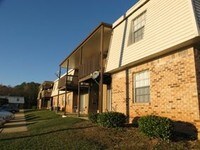 Building Photo - Oaks at Springville Apartments in Birmingham, Alabama