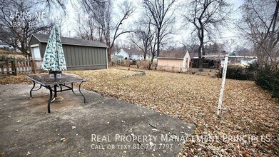 4515 NE 46th Terrace in Kansas City, MO - Building Photo - Building Photo