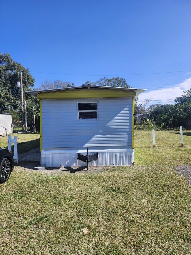 1707 Reynolds Rd-Unit -#08-MH in Lakeland, FL - Building Photo - Building Photo