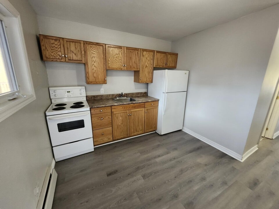 89 Adelaide St in Saint John, NB - Building Photo