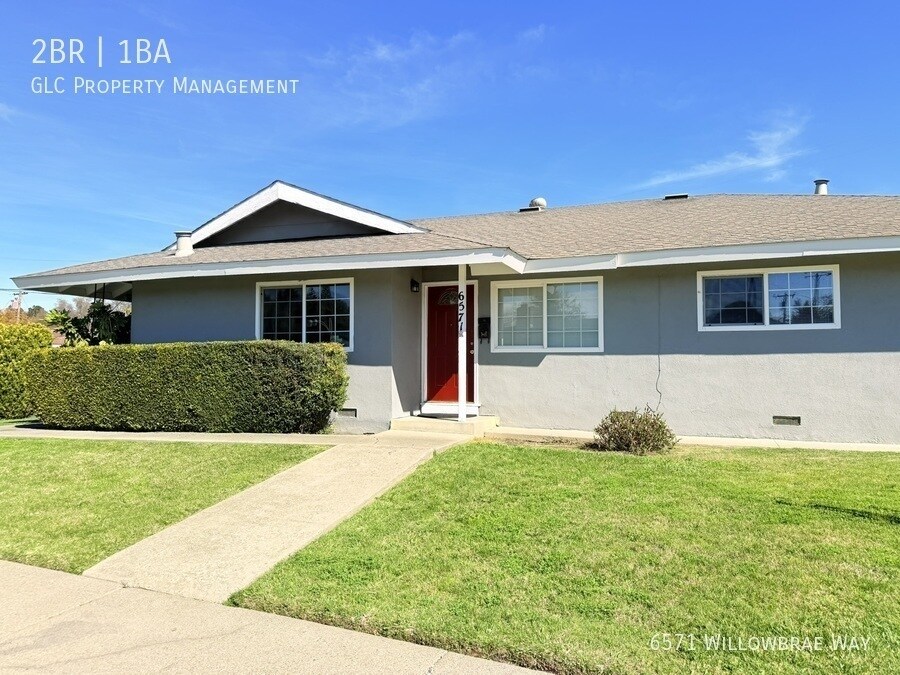 6571 Willowbrae Way in Sacramento, CA - Building Photo