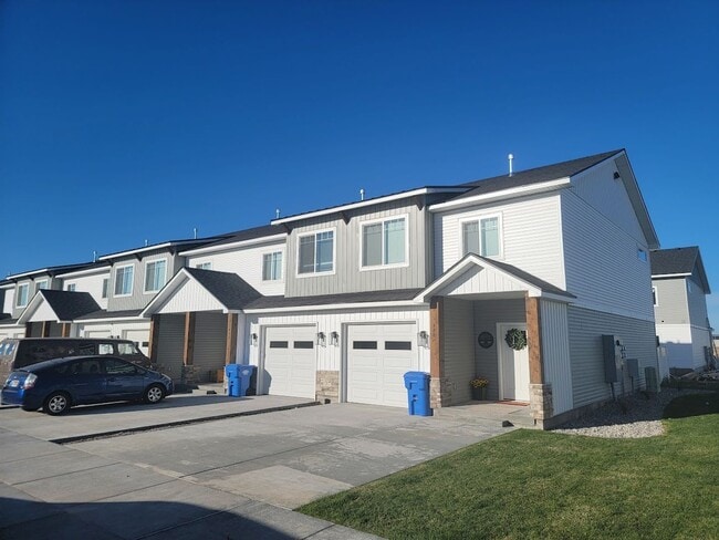 property at 438 S 3rd W