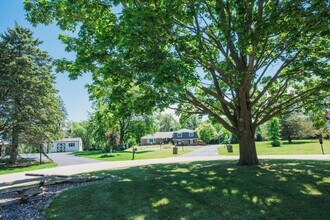 1545 W Spruce Ct in River Hills, WI - Building Photo - Building Photo