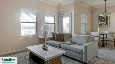 2155 Arkansas Ln in Grand Prairie, TX - Building Photo - Building Photo