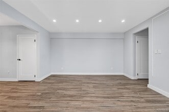 170-06 Crocheron Ave in Queens, NY - Building Photo - Building Photo