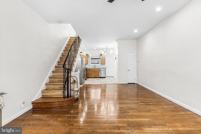 2335 S Chadwick St in Philadelphia, PA - Building Photo - Building Photo