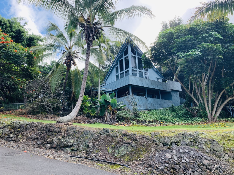 721082 Pu'ukala Rd in Kailua Kona, HI - Building Photo