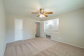 501 Carl C Senter St in Forney, TX - Building Photo - Building Photo