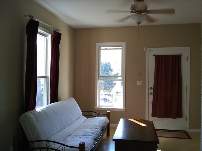 2819 Main St in Colorado Springs, CO - Building Photo - Building Photo