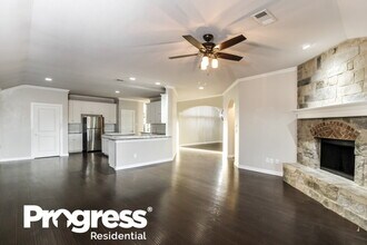 4112 Bridle Path Ln in Sanger, TX - Building Photo - Building Photo