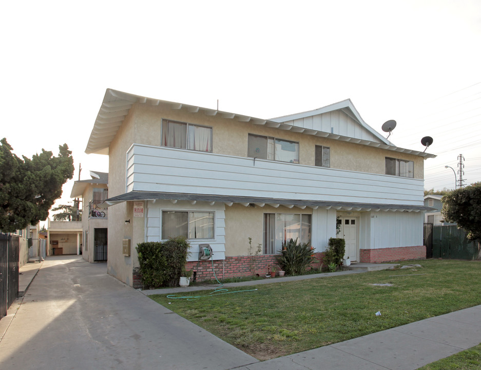 6148 King Ave in Maywood, CA - Building Photo