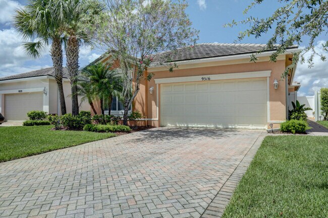 property at 9516 SW Flowermound Cir