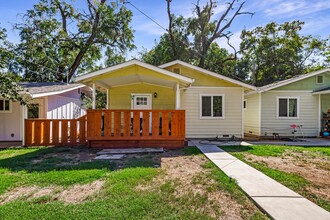 1191 E 9th St in Chico, CA - Building Photo - Building Photo