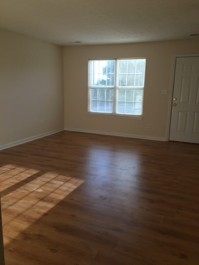 582 Lost Cir, Unit C in Bowling Green, KY - Foto de edificio - Building Photo