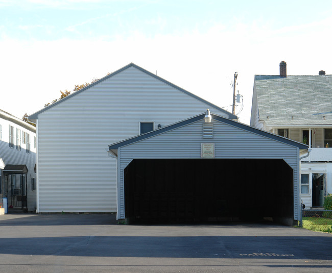 593 W Main St in Bloomsburg, PA - Building Photo - Building Photo