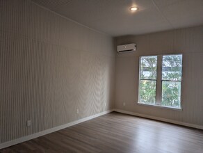 1007 Bois D'Arc St in Commerce, TX - Building Photo - Building Photo