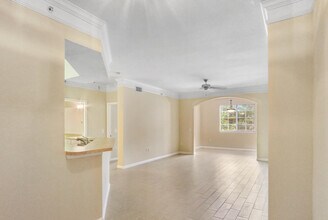 3205 Myrtlewood Cir E in Palm Beach Gardens, FL - Building Photo - Building Photo
