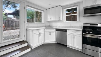 908 55th St in Oakland, CA - Building Photo