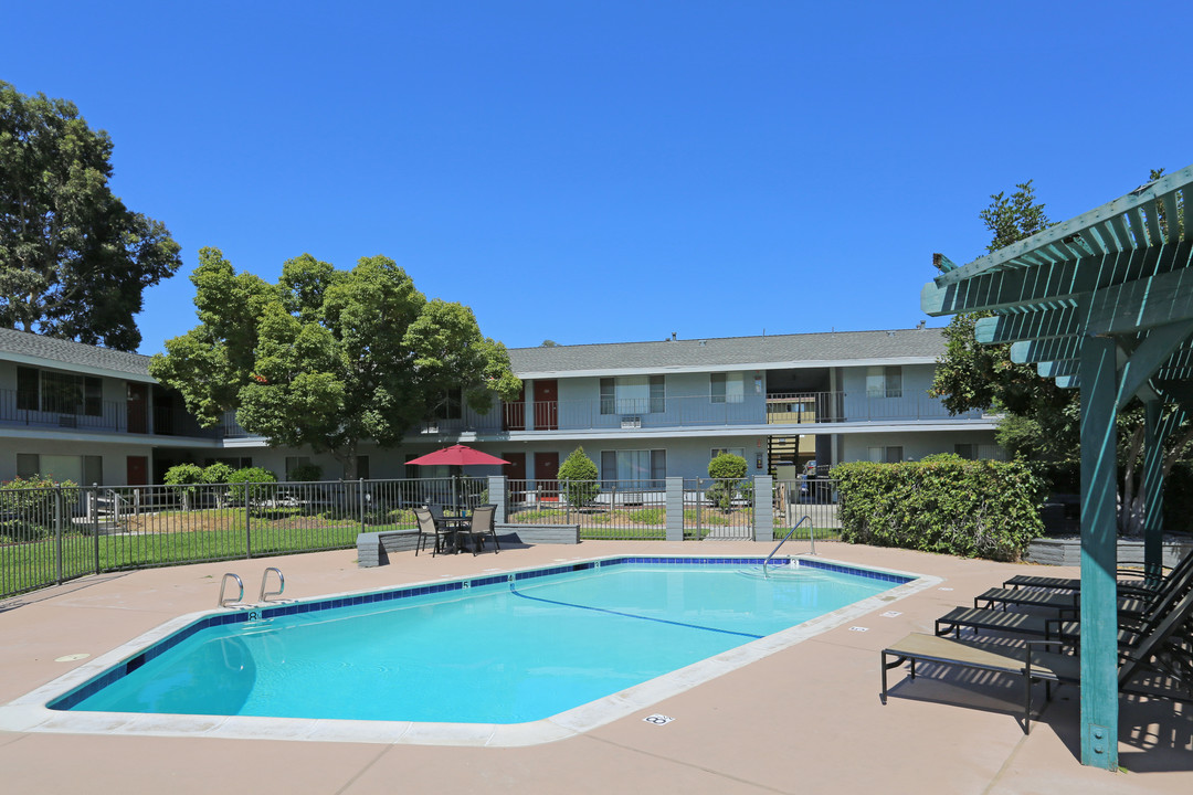 The Timbers Apartments in El Cajon, CA - Foto de edificio
