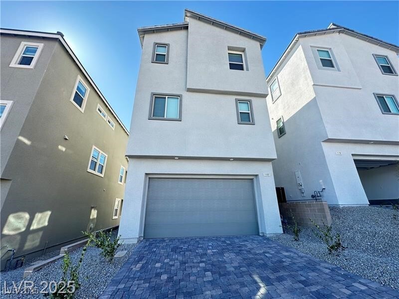 11697 Stone Curlew Ave in Las Vegas, NV - Building Photo