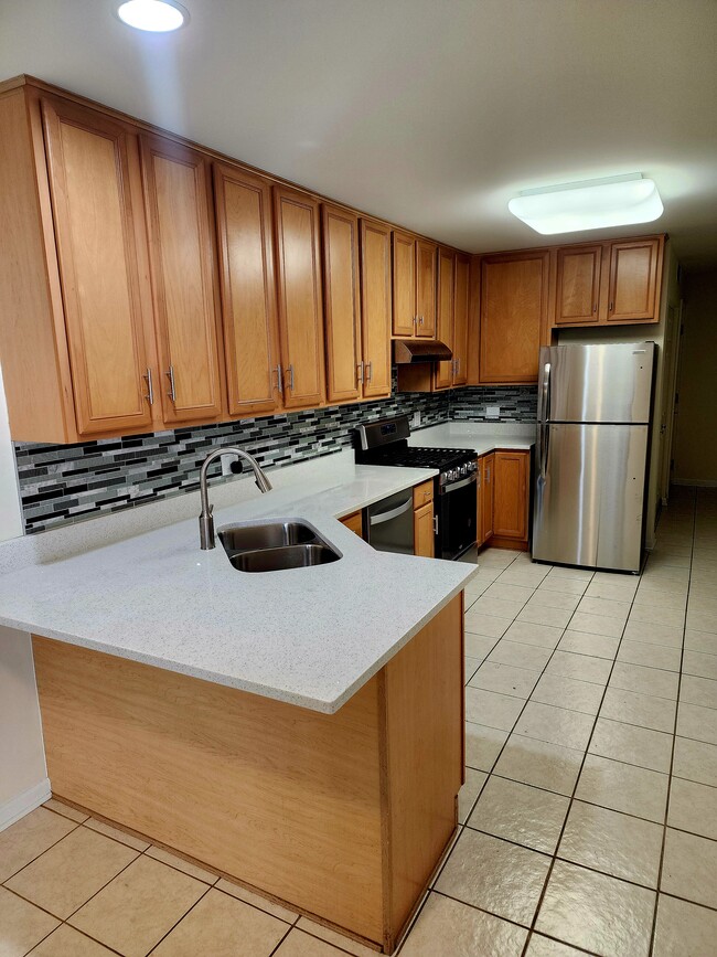 property at 8915 Burlington Ave