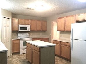 2995 White Magnolia Loop in Clermont, FL - Building Photo - Building Photo