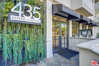 435 N Oakhurst Dr in Beverly Hills, CA - Building Photo - Building Photo