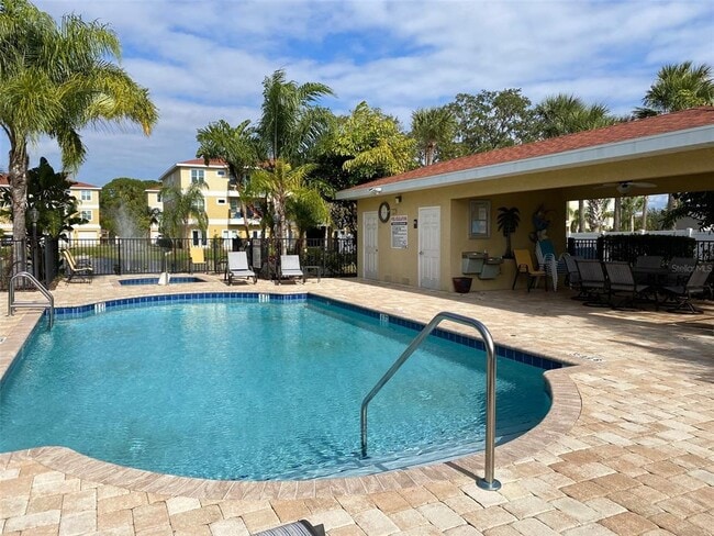 6394 Banyan Blvd in New Port Richey, FL - Building Photo - Building Photo