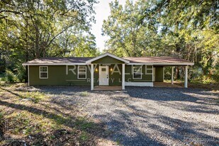 8643 Taber Dr in Mobile, AL - Building Photo