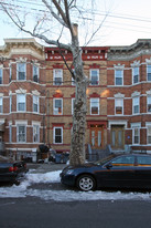 181 Chestnut St Apartments