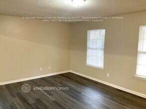 5316 Wisbech Ct, Unit 111E in Charlotte, NC - Building Photo - Building Photo