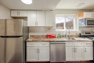 4217 Gault Pl NE in Washington, DC - Building Photo - Building Photo