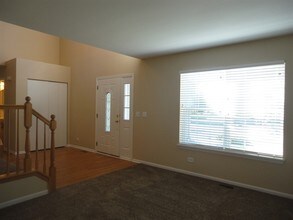 1906 Landings Ct in Joliet, IL - Foto de edificio - Building Photo