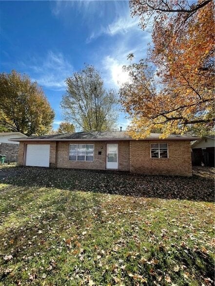 property at 1909 Theodore Dr